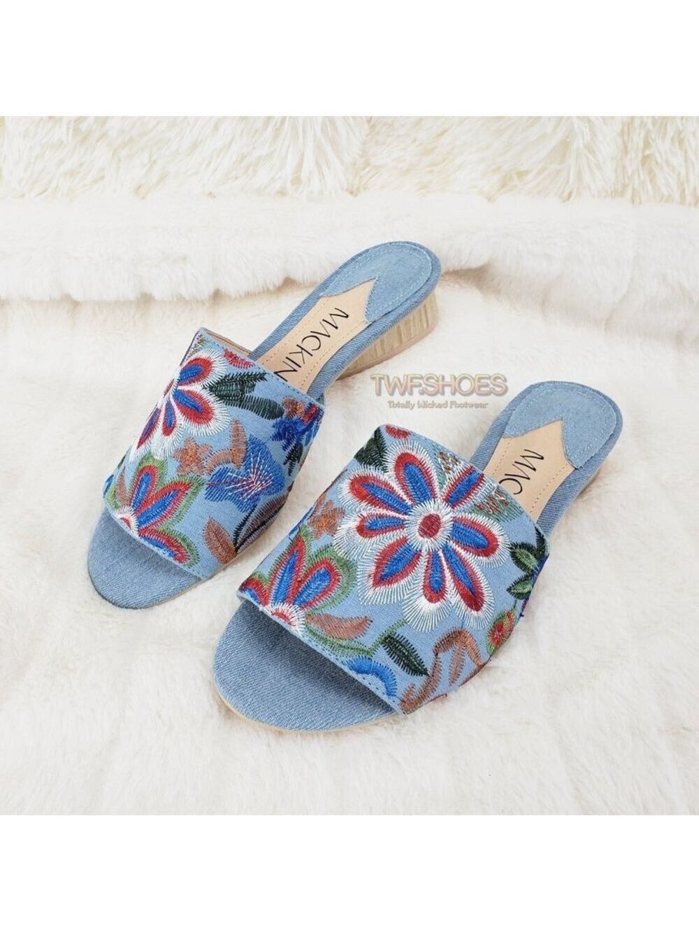 Flower Power Embroidered Denim slip on mule clogs Wood Wrap Heels 70's - Picture 4 of 10